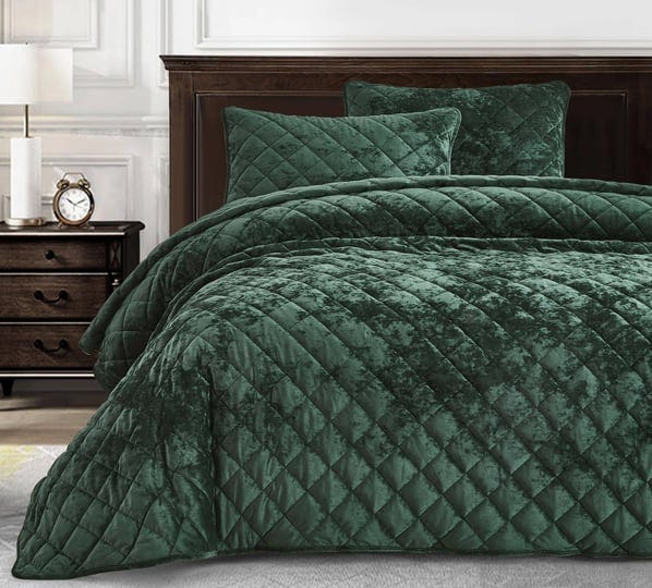 chezmoi-collection-lux-forest-green-velvet-quilt-oversized-king-set-3-piece-plush-distressed-velvet--1