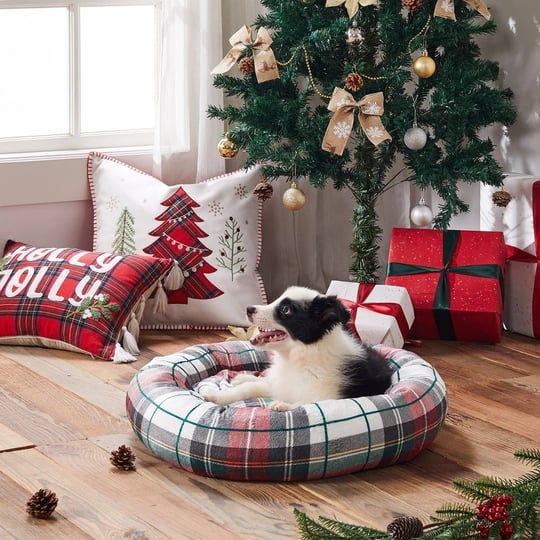 levtex-home-spencer-plaid-23in-x-14in-x-6in-pet-bed-classic-plaid-red-green-gold-white-100-polyester-1