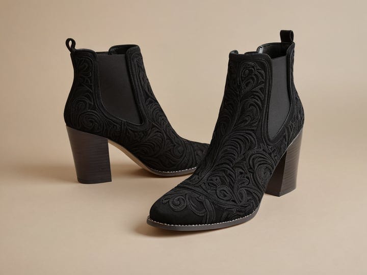 Black-Block-Heel-Booties-5