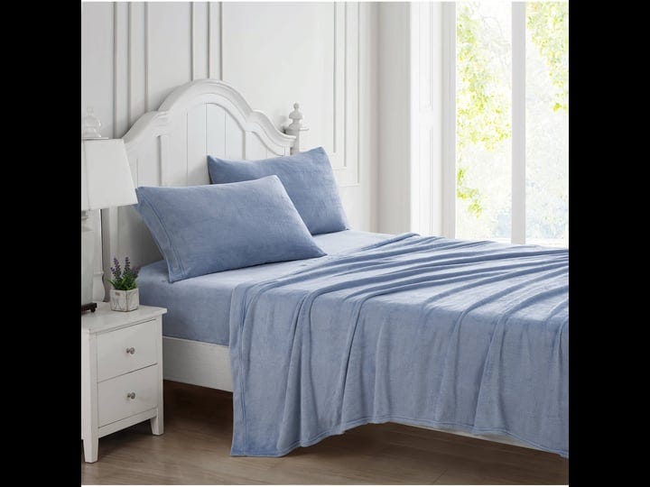 laura-ashley-solid-plush-fleece-sheet-set-king-blue-1