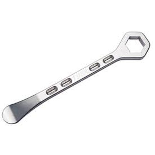 tusk-aluminum-tire-iron-with-axle-wrench-fitment-1629500003-27-mm-1