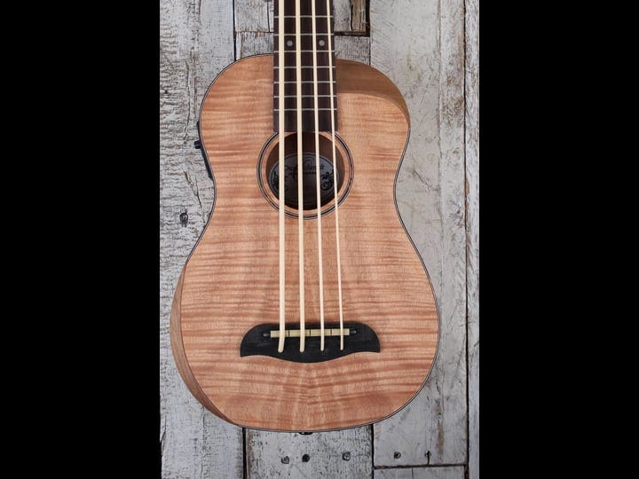 oscar-schmidt-oub800k-acoustic-electric-bass-ukulele-comfort-flame-maple-1