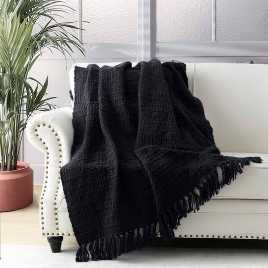 horimote-home-chunky-black-knitted-throw-blanket-for-couch-1