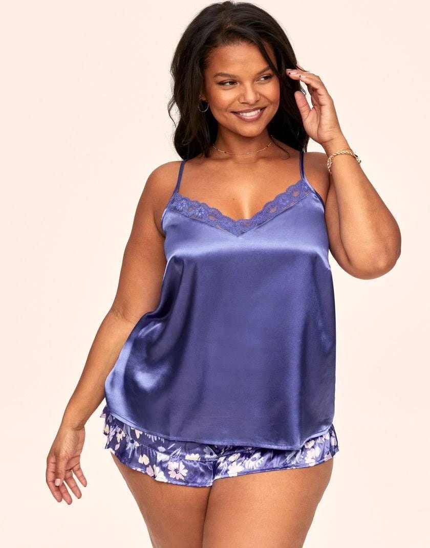 Elegant Nightwear for Plus Size Women | Image