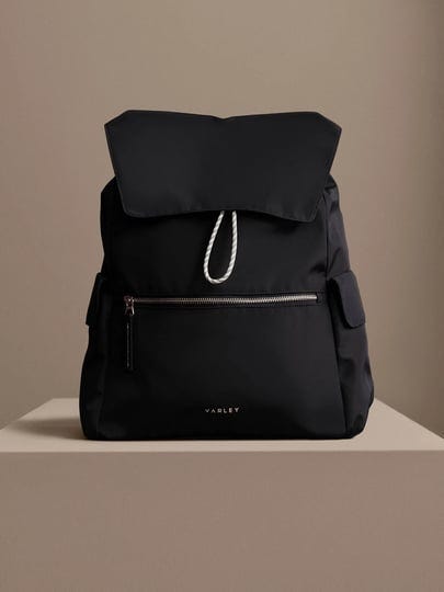 varley-corten-water-resistant-backpack-in-black-1