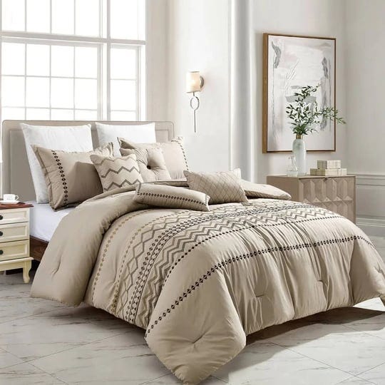 esca-umnia-luxury-king-size-7-piece-comforter-set-brown-1