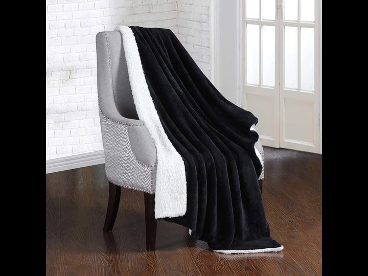 soft-sherpa-reversible-duvet-cover-for-weighted-blanket-in-charcoal-ivory-by-dreamlab-1