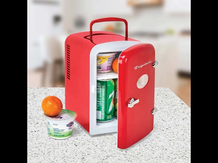 frigidaire-6-can-mini-retro-beverage-fridge-red-1