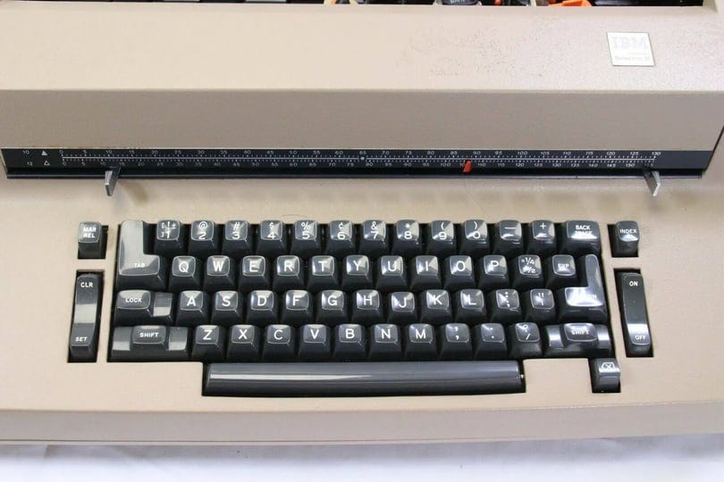 ibm-correcting-selectric-ii-commercial-typewriter-1