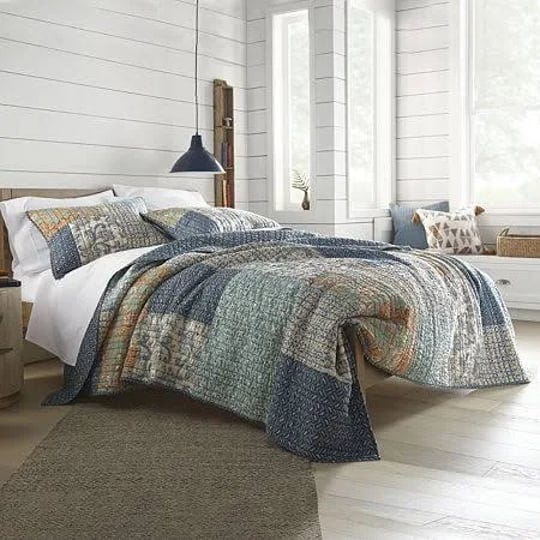 linden-street-westgrove-quilt-blue-full-queen-bedding-quilts-1