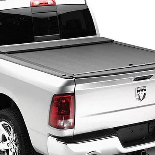 roll-n-lock-lg721m-m-series-tonneau-cover-1