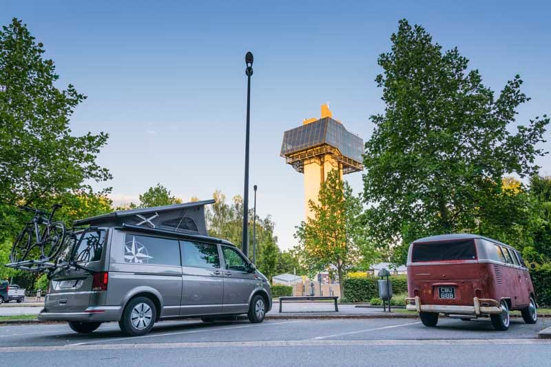 cool campers old and new at Barrage de la Gileppe