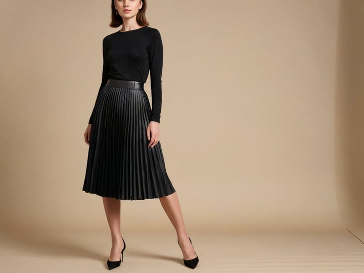 Black-Pleaded-Skirt-2