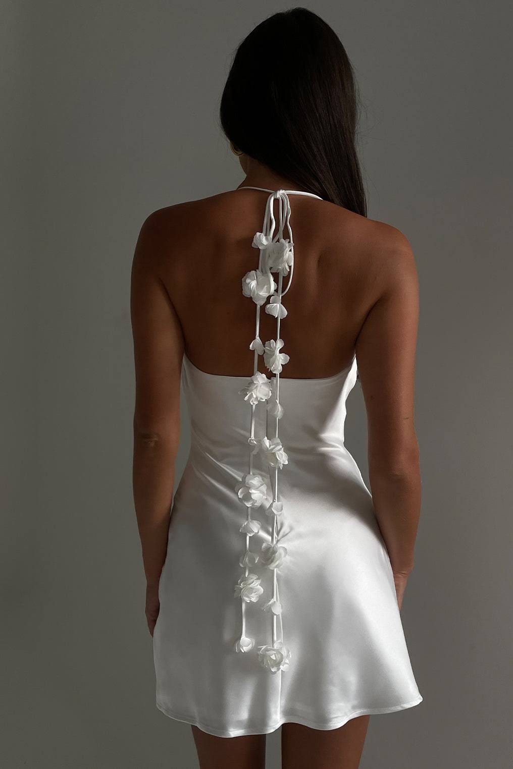 Stylish White Graduation Dress Mini with Halter Tie and Detachable Flower | Image