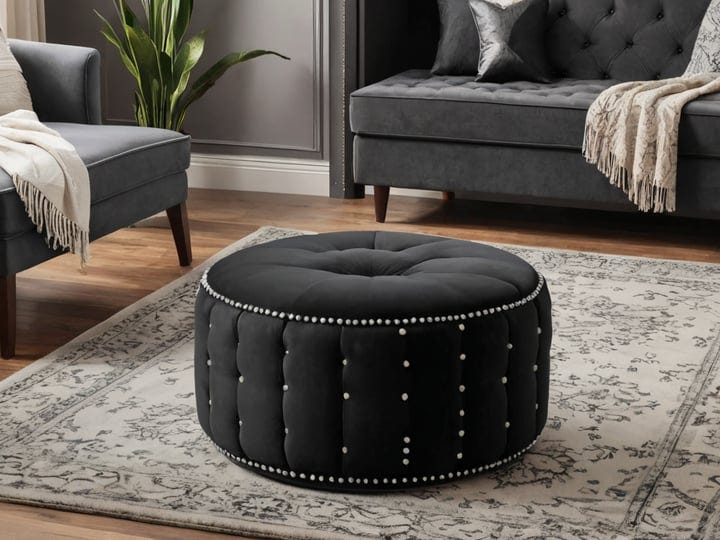 Black-Round-Ottomans-Poufs-4