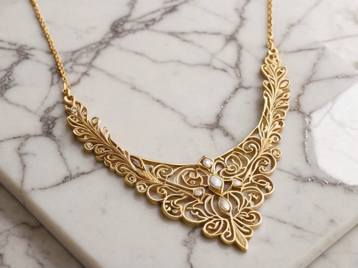 Delicate-Gold-Necklace-2