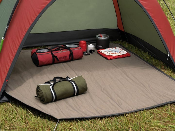 Coghlan-s-Inside-Outside-Tent-Mat-2