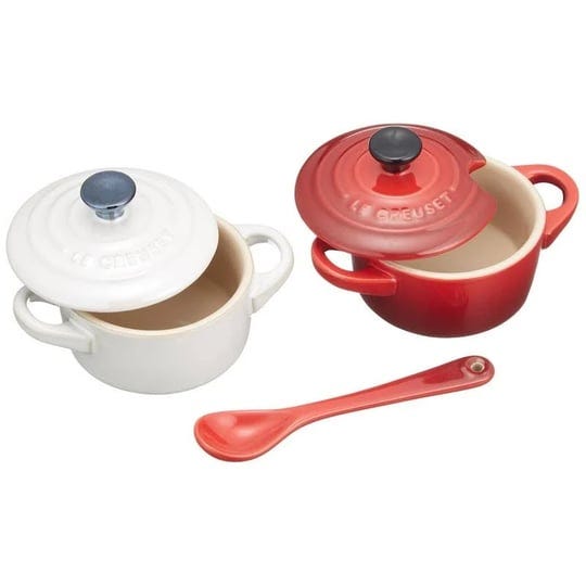 le-creuset-pair-petite-cocotte-cherry-red-white-raster-set-spoon-white-red-1