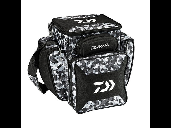 daiwa-d-vec-tactical-soft-sided-tackle-box-1