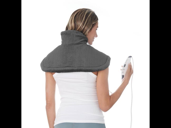 pure-enrichment-purerelief-neck-shoulder-heating-pad-gray-1