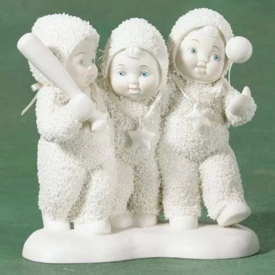 snowbabies-starlight-games-good-sports-good-friends-figurine-1