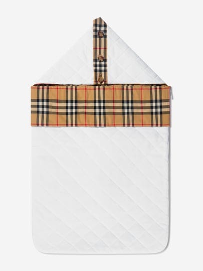 burberry-white-checked-baby-nest-1