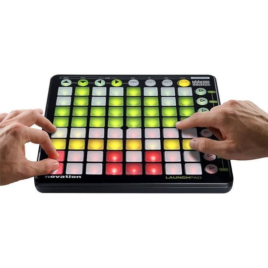 novation-launchpad-midi-controller-1