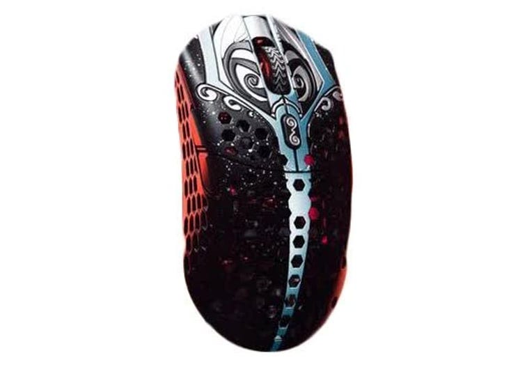 finalmouse-starlight-12-phantom-wireless-mouse-medium-1