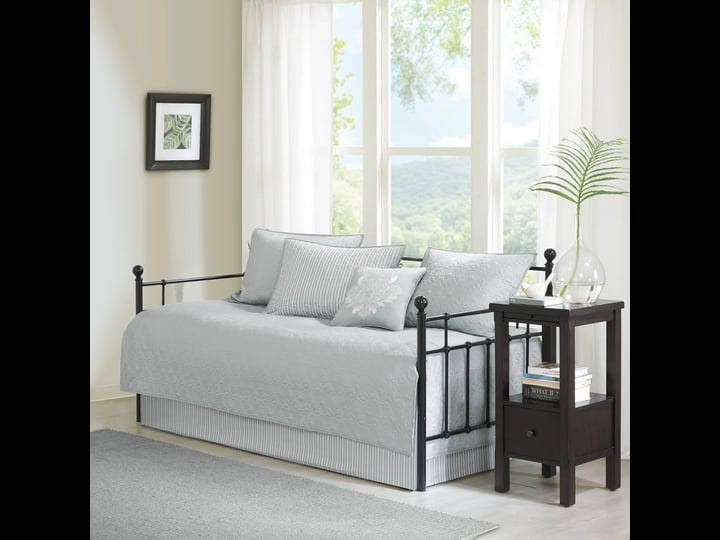 quebec-6-piece-reversible-daybed-cover-set-grey-madison-park-1