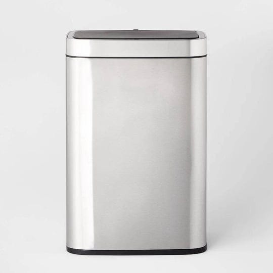 motion-wastebasket-with-liner-brightroom-1