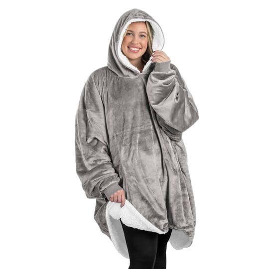 bare-home-sherpa-wearable-blanket-adult-light-grey-1