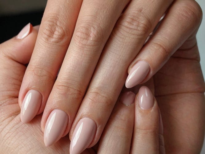 Almond-Nails-1