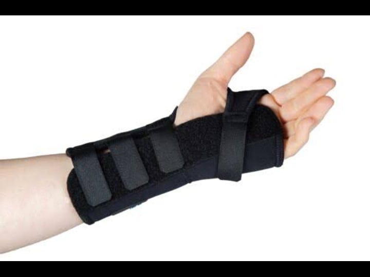 braceowl-carpal-tunnel-wrist-brace-night-wrist-sleep-support-splint-fits-right-hand-or-left-hand-wri-1