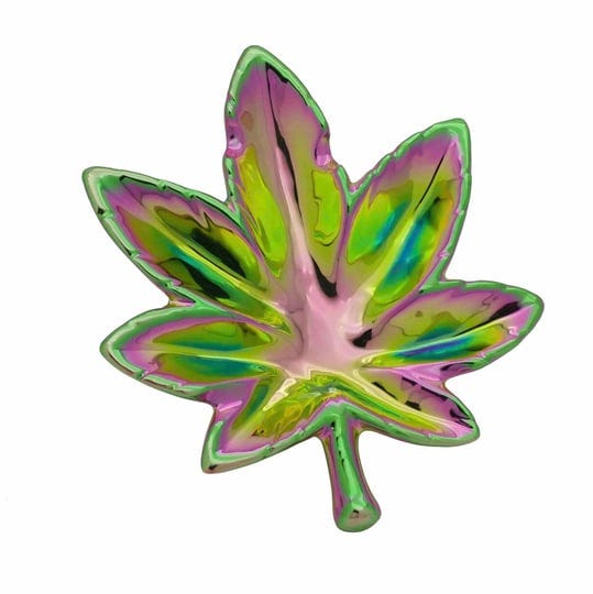 iridescent-pot-leaf-ashtray-1