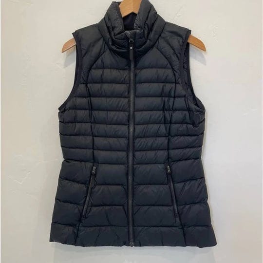 lululemon-athletica-jackets-coats-lululemon-puffer-vest-color-black-size-size-8-per-lululemon-size-c-1