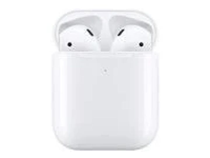 apple-airpods-with-charging-case-2nd-generation-white-1