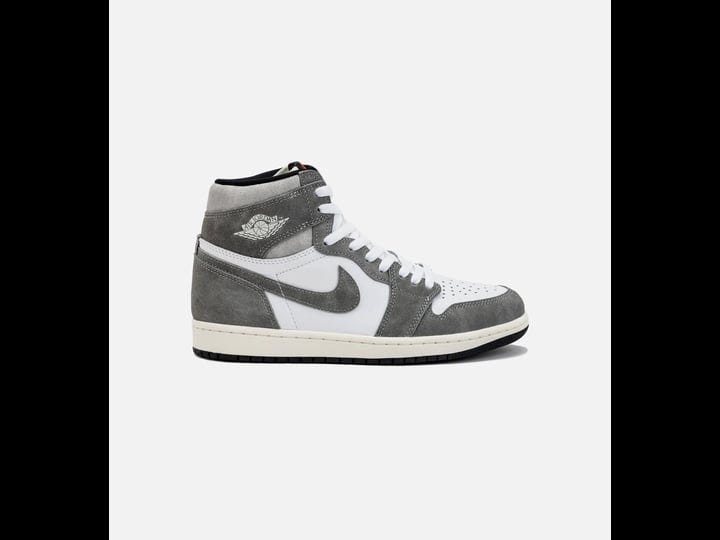 air-jordan-1-retro-high-og-washed-black-1