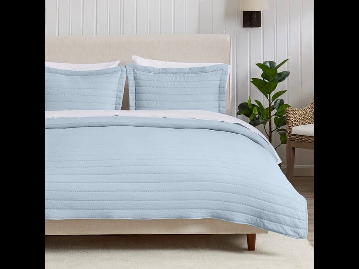 great-bay-home-3-piece-lightweight-blue-king-quilt-comforter-with-2-shams-all-season-cozy-modern-bed-1