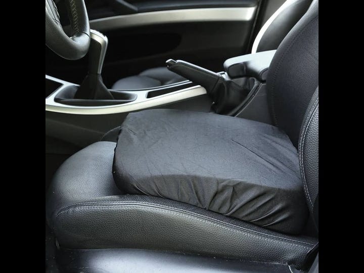 bandwagon-car-seat-riser-booster-cushion-1