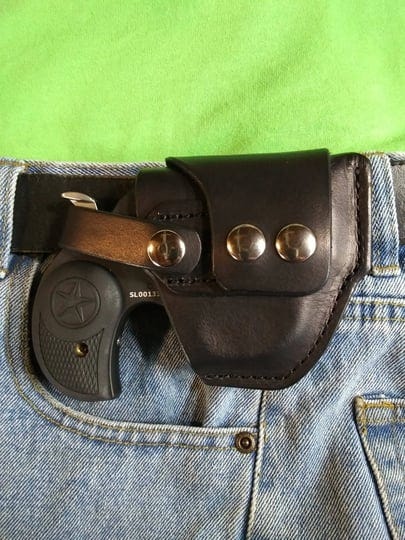 bond-arms-stinger-cross-draw-driving-holster-right-hand-draw-black-1