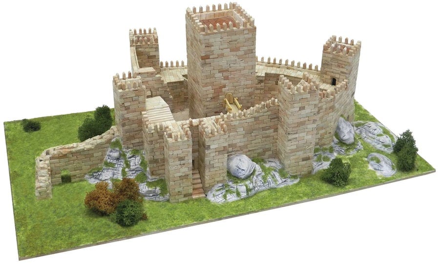 aedes-ars-guimaraes-castle-model-kit-1