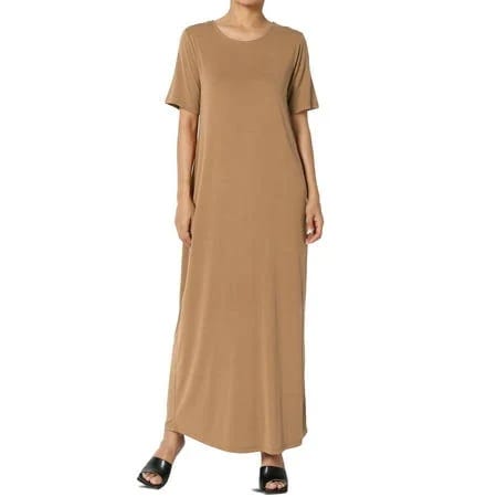 Plus-Size Women's Short Sleeve Dress with Round Neckline | Image