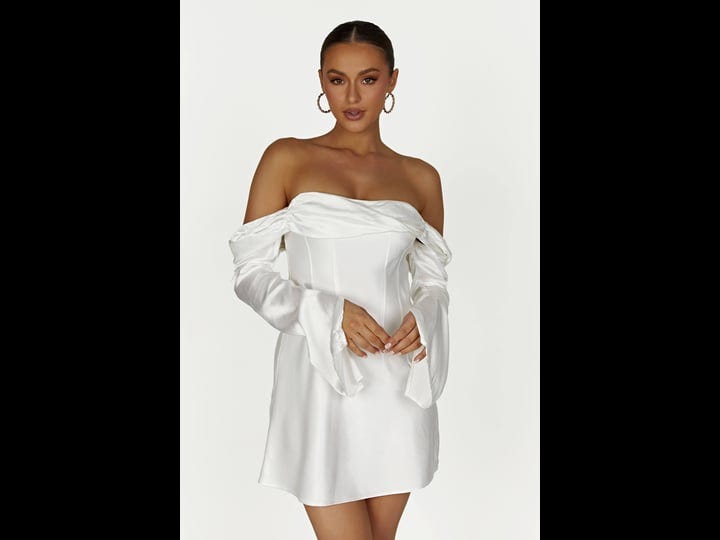 wnt-giselle-off-shoulder-satin-mini-dress-white-xxl-afterpay-meshki-18th-birthday-outfitsgiselle-off-1