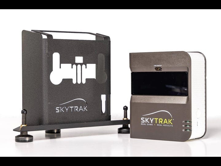 skytrak-golf-simulator-and-launch-monitor-with-protective-metal-case-1