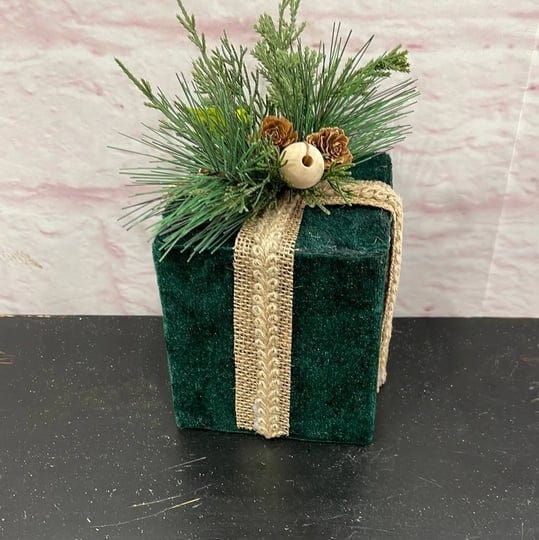 jute-velvet-gift-box-85748gn-1