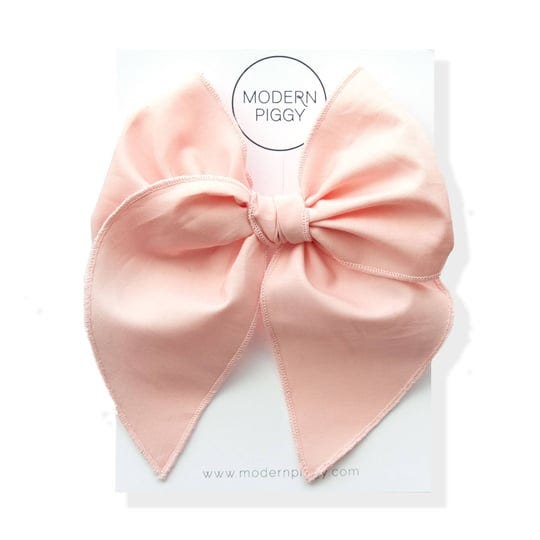 modernpiggybows-candy-pink-party-bow-1