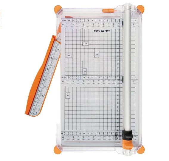 fiskars-personal-surecut-plus-paper-trimmer-30-cm-a4-1