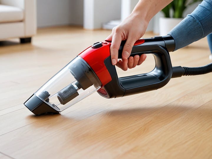 Hand-Held-Vacuum-6