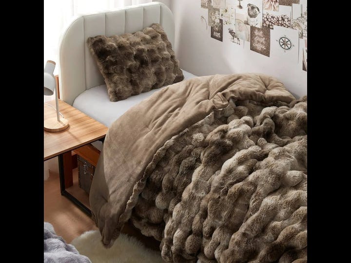 byourbed-beary-soft-coma-inducer-oversized-98-high-comforter-set-in-kodiak-brown-mathis-home-1