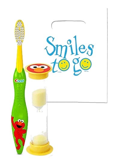 pg-sesame-street-elmo-inspired-2pc-bright-smile-oral-hygiene-bundle-includes-soft-manual-toothbrush--1